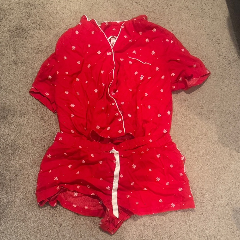 Victoria's Secret Red Snowflake Pajama Top BRAND NEW